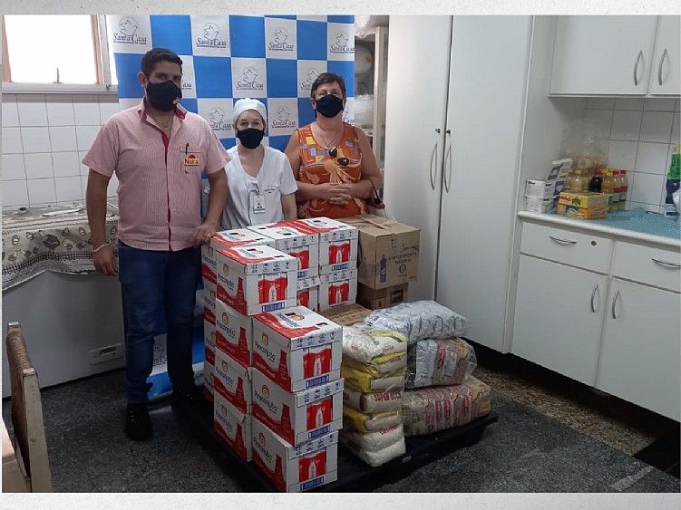 Supermercado Nakai realiza a doação de alimentos para Santa Casa de Jales