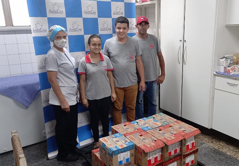 Bolão Solidário: Colaboradores ganham na quadra da mega da virada e realizam doação para Santa Casa de Jales