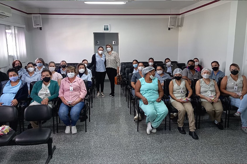 Mães colaboradas da Santa Casa de Jales celebram a data com uma manhã especial