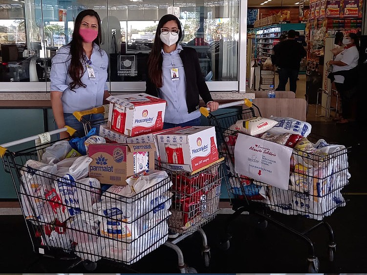 Campanha “Alimento Solidário realizada em mercados de Jales arrecada meia tonelada de doações