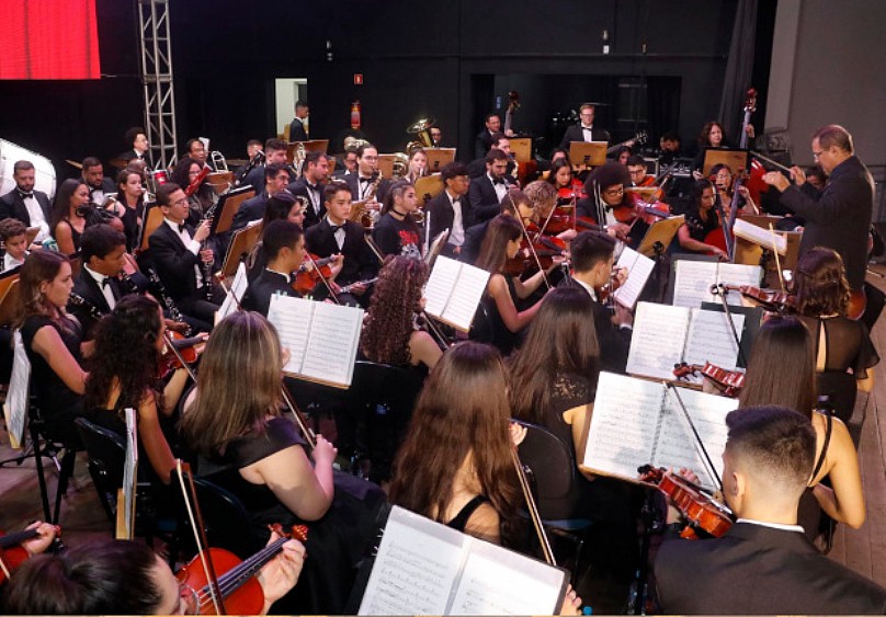 Sucesso: 8º Concerto: “Solidariedade, Saúde e Música, reúne música de qualidade e público aplaude de pé