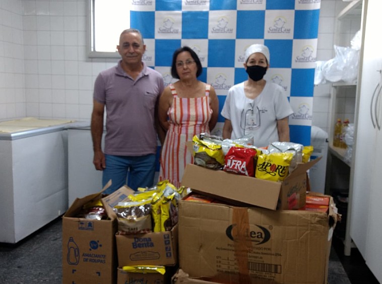 Moradores de Pontalinda realizam arrecadação de alimentos em prol a Santa Casa de Misericórdia de Jales