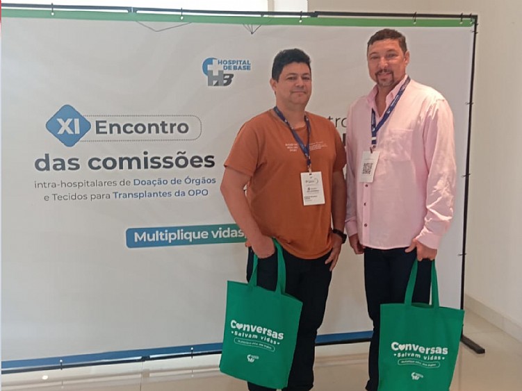 Enfermeiros da Santa Casa de Jales participam de encontro regional promovido pelo Hospital de Base