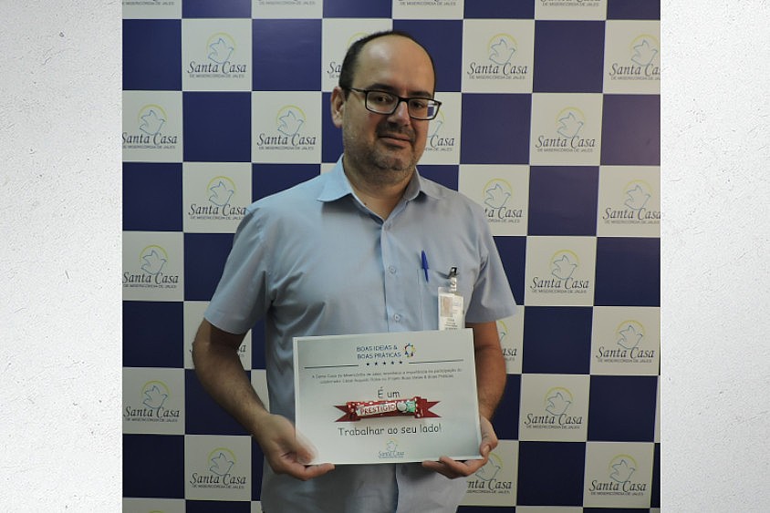 Projeto Musicoterapia transmite alegria aos pacientes e colaboradores da Santa Casa de Misericórdia de Jales