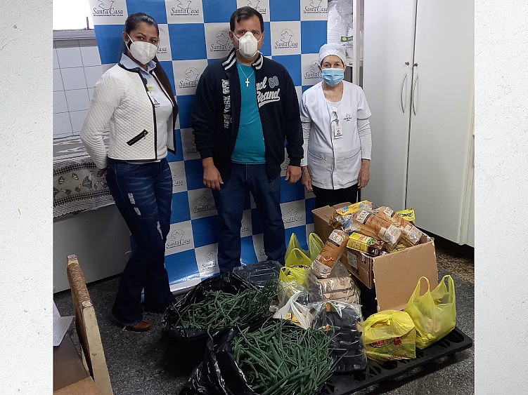 Moradores de Paranapuã realizam arrecadação de alimentos em prol a Santa Casa de Misericórdia de Jales