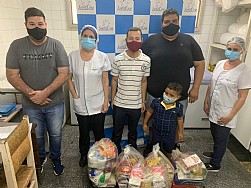 Membros da igreja Nova Geração em Cristo da cidade de São Francisco realizam arrecadação de alimentos em prol da Santa Casa de Misericórdia de Jales