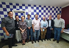 Santa Casa de Jales recebe representantes da Universidade Brasil