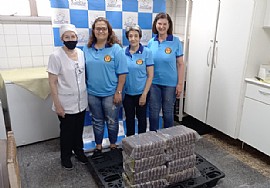 Grupo Capítulo Amor e Luz realizam doação de café para Santa Casa de Jales